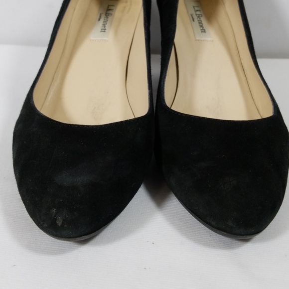L.K. Bennett Black Suede Slip On Pumps Size 39 GUC - Picture 2 of 8